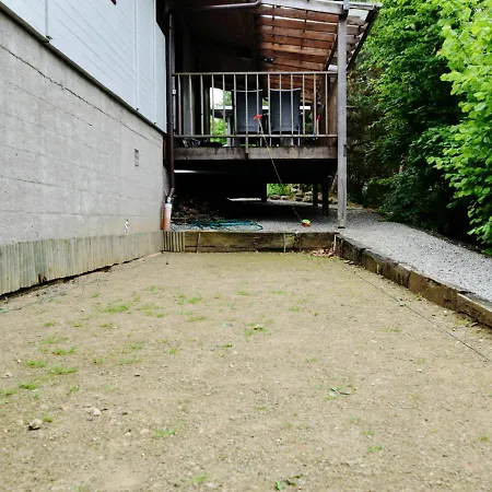 Cosy Chalet In With Fenced Garden *